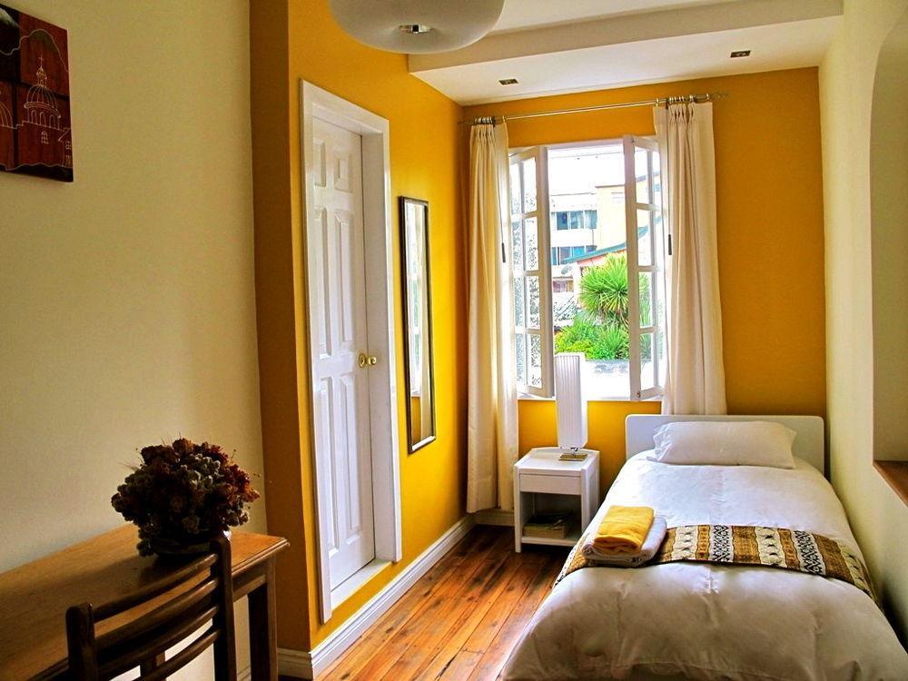 Hotel Cayman